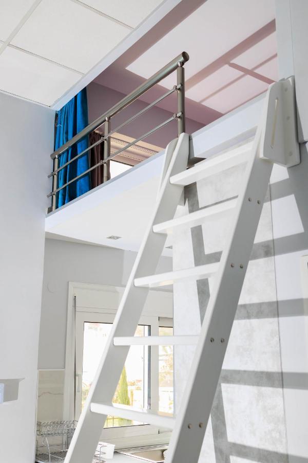 Electra Modern Apartment With Cozy Garden Iraklio Exteriér fotografie